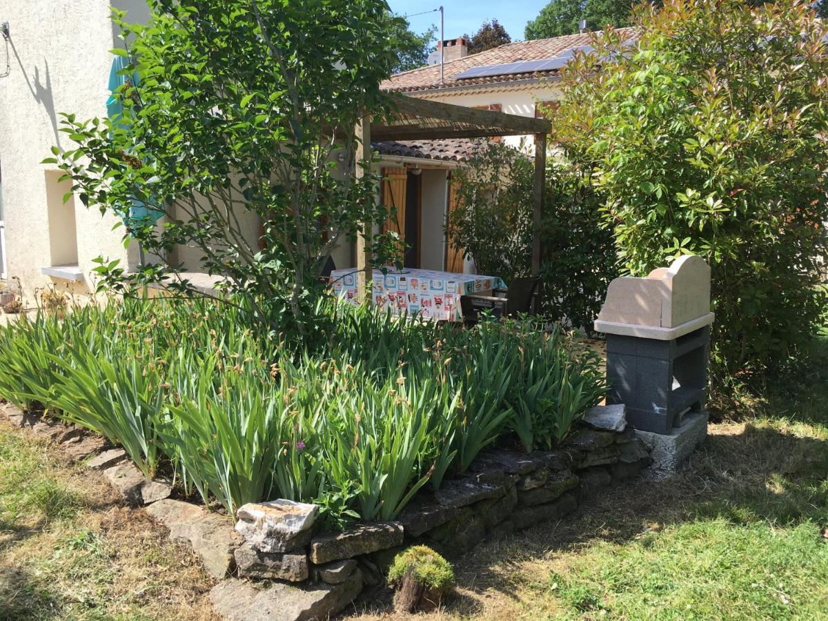 La Forestiere Pigeonnier Monclar-de-Quercy 外观 照片