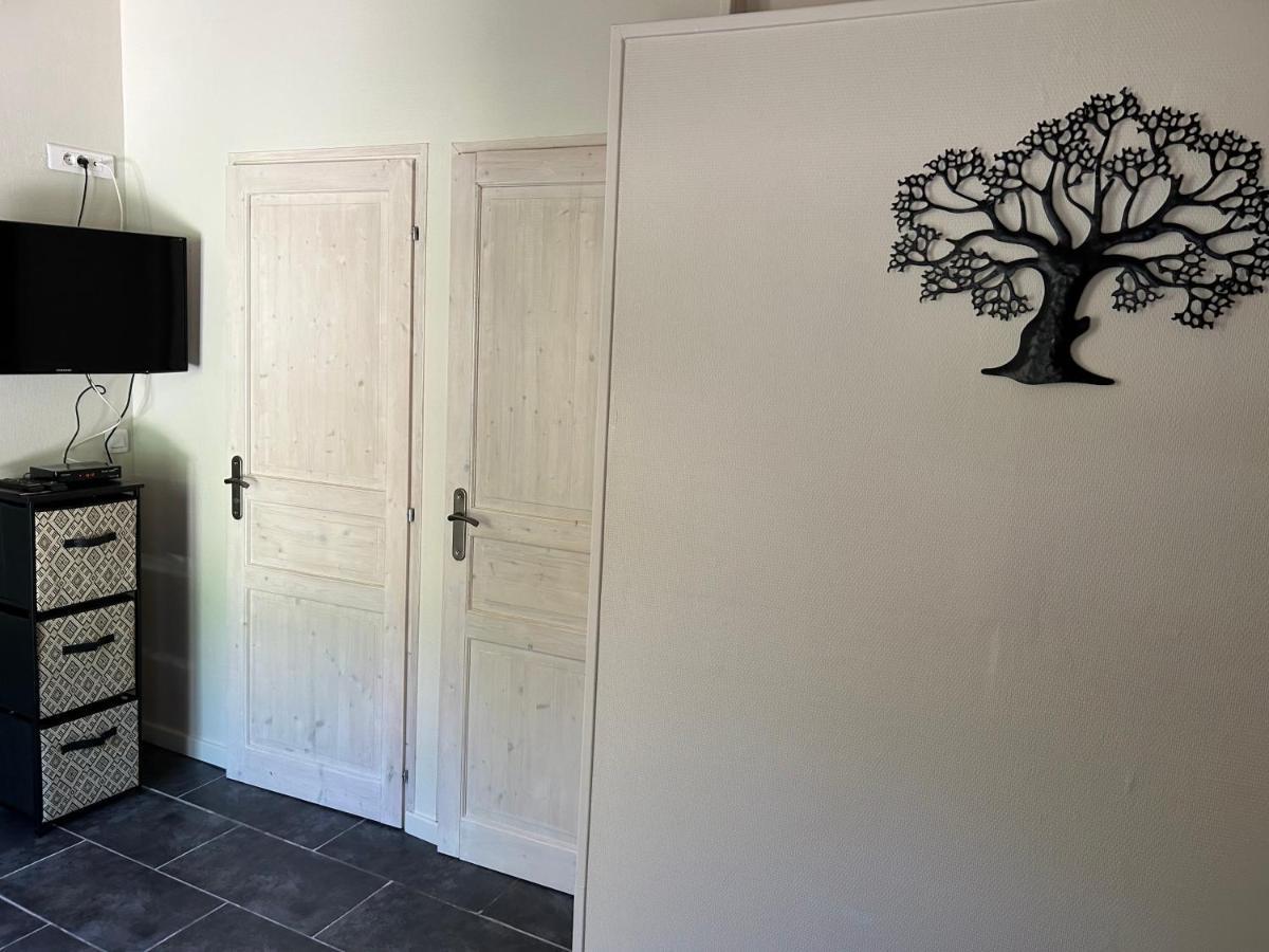 La Forestiere Pigeonnier Monclar-de-Quercy 外观 照片